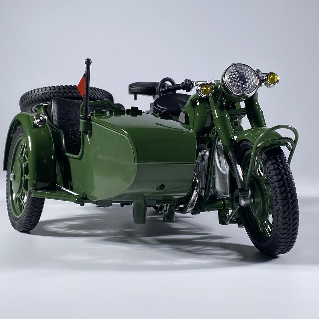 1:10 Ural M72 Beiwagenmotorrad Legierung Metall Druckgussmodell Motorrad Klassisch Retro Simulation Heim Innendekoration Hobbys