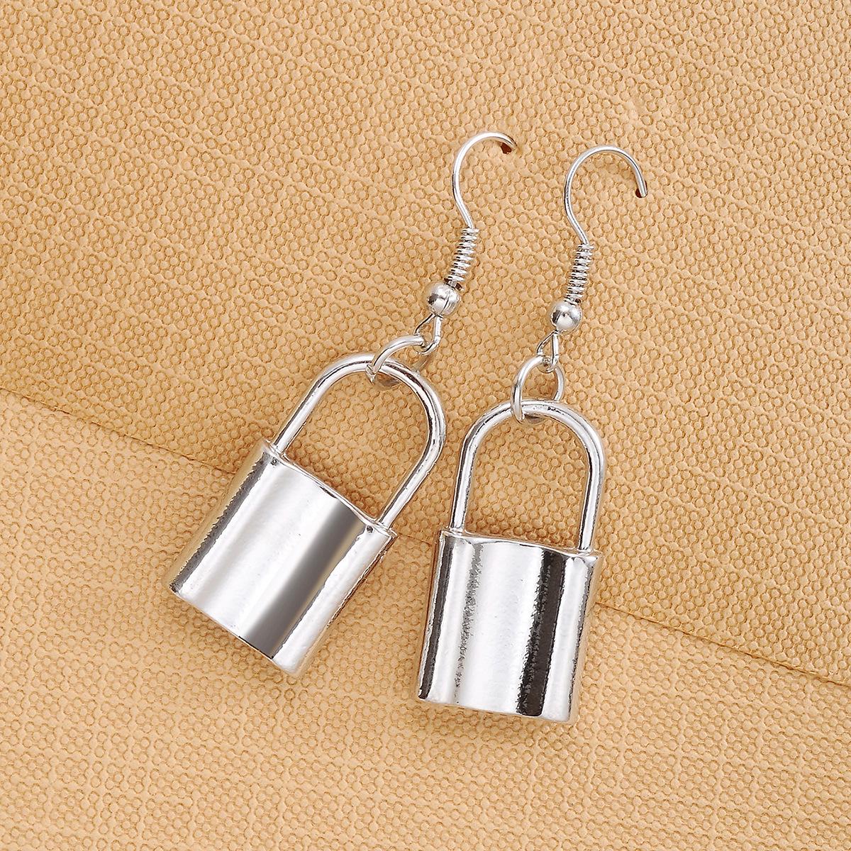 European  American Fashion Longevity Lock Stud Earrings