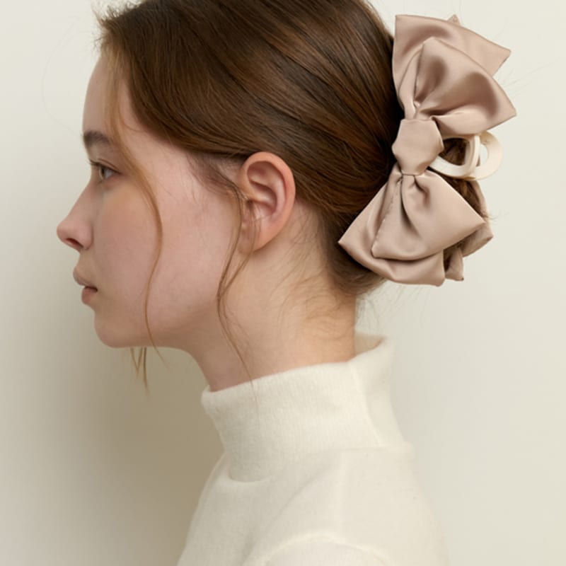 KINDABABY Double Black Ribbon Hair Claw