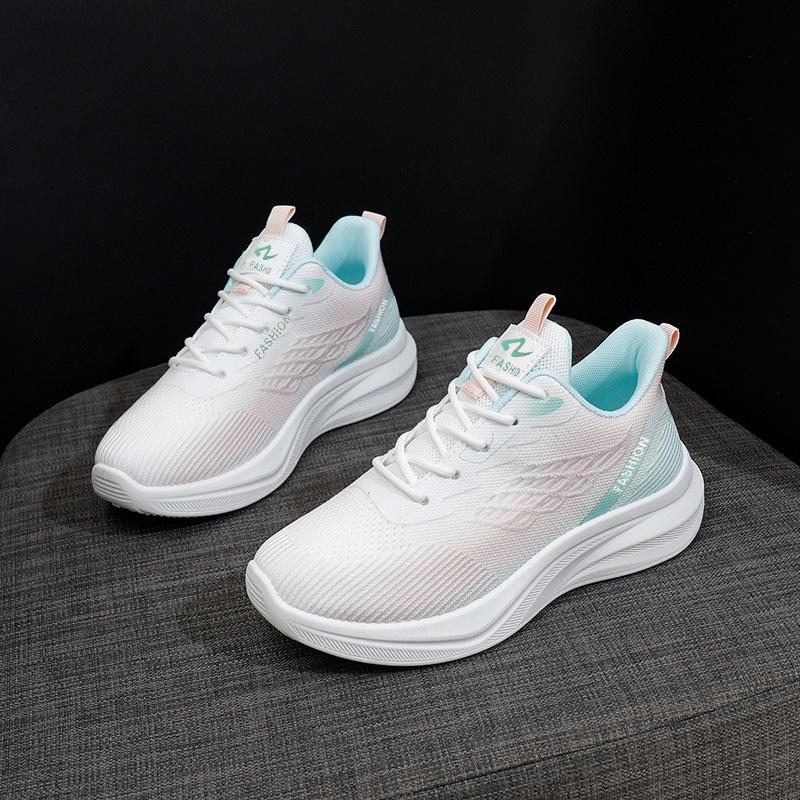 Spring new breathable fly-woven women's shoes is trendy student running sports shoes casual shoes