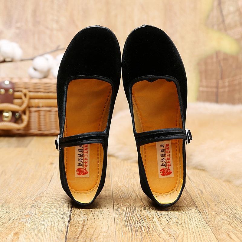 Cloth shoes women's new hotel work shoes women's black softsoled square dance casual flat heels