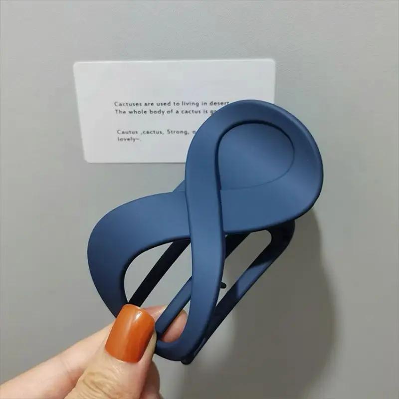 Fashion Hair Clip Simple 8-shaped Infinity Styling Holder Shark Hair Claw Clip Hair Accessories for Women