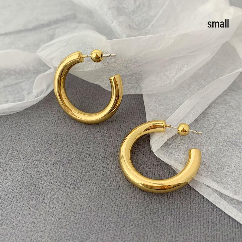 2024 European & American Minimalist Gold-Tone C-Shaped Hoop Earrings for Women