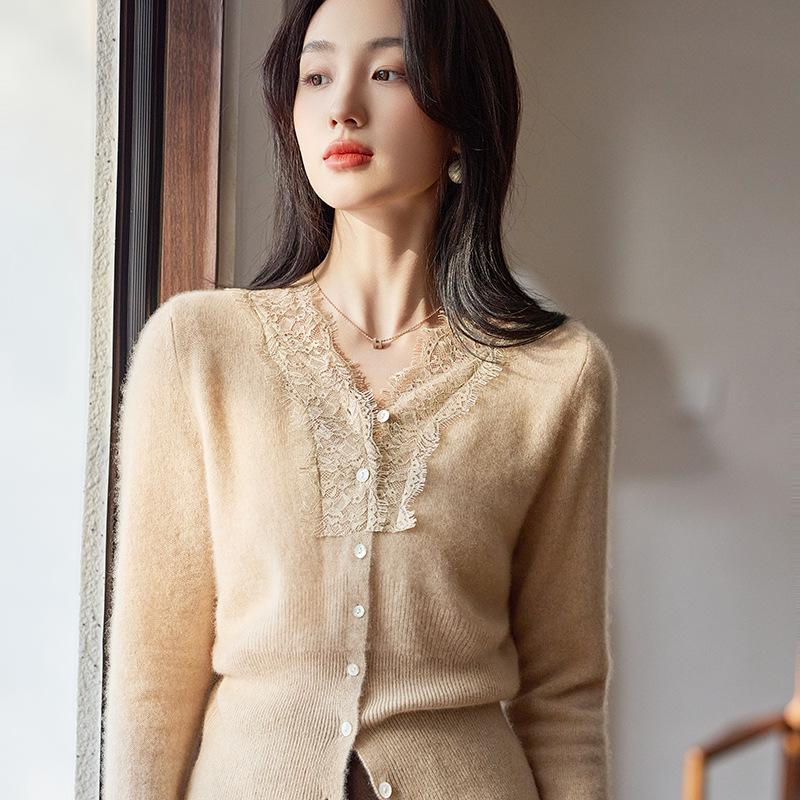 Versatile Cashmere Lace V-neck Sweater - Trendy Autumn/Winter Knitwear