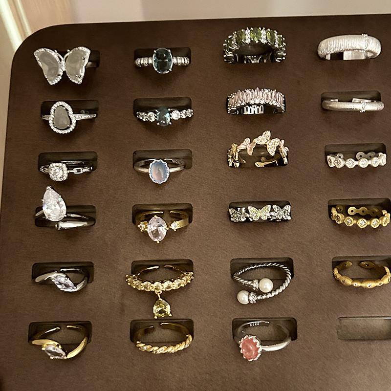 High-end Minimalist Copper Ring Adorned With Radiant Zirconia For Trendy Women