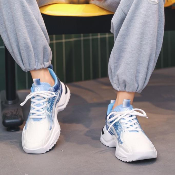 Pantofi de primăvară pentru bărbați 2025 Pantofi noi de student sport și agrement pentru tineret, versatili, din plasă, pantofi respirabili pentru bărbați