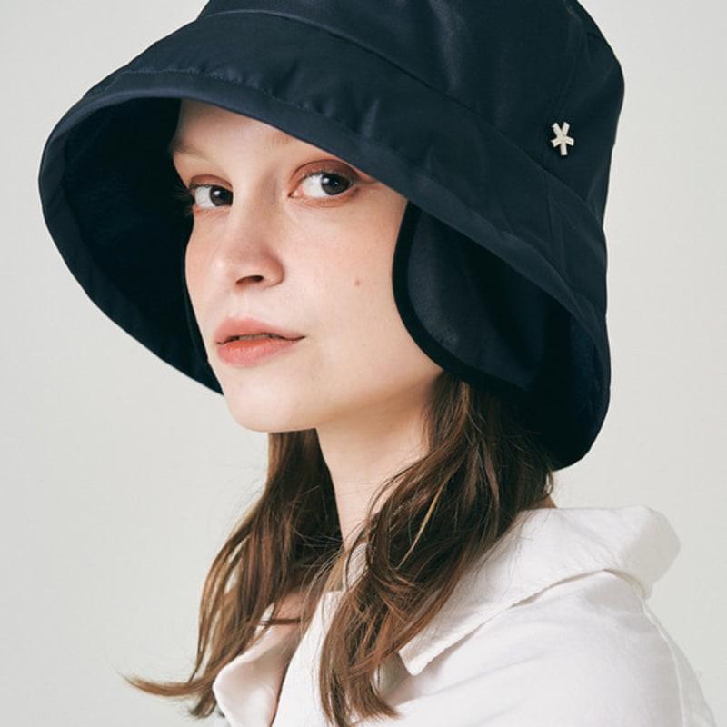 EVERY FLOWER EARFLAP NAVY BUCKET HAT