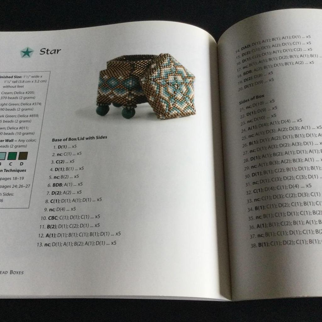 [USED] Beads Box Foreign Book Box Trinket Box English Book Handmade BOX Design Collection