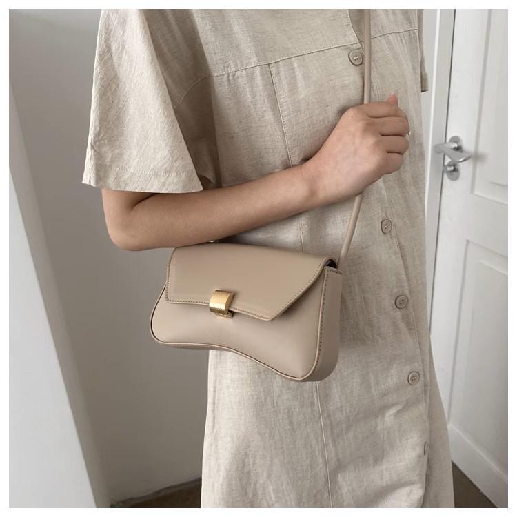 2025 Women's Stylish Retro Baguette Shoulder Crossbody Bag