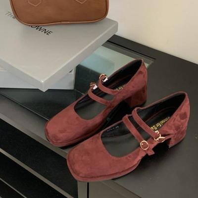 Chaussures Mary Jane à talons épais français chaussures pour femmes boucle à un mot avec bouche légère bout carré rétro daim noir chaussures simples chaussures de ville