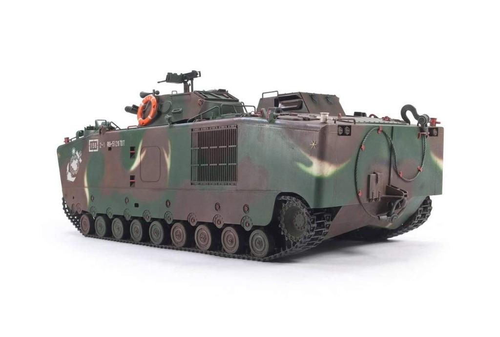 AFV Club 1/35 Десантный бронетранспортер LVTH6A1 Корпуса морской пехоты Китайской Республики Пластиковая модель FV35141