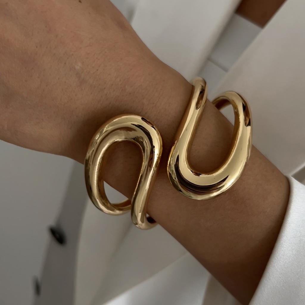Salircon Trendy Semplici Geometriche Lisce Larghe Bracciali a Molla per Donne Doppio Strato Curvo Bracciale in Metallo Gioielli da Festa per Signore