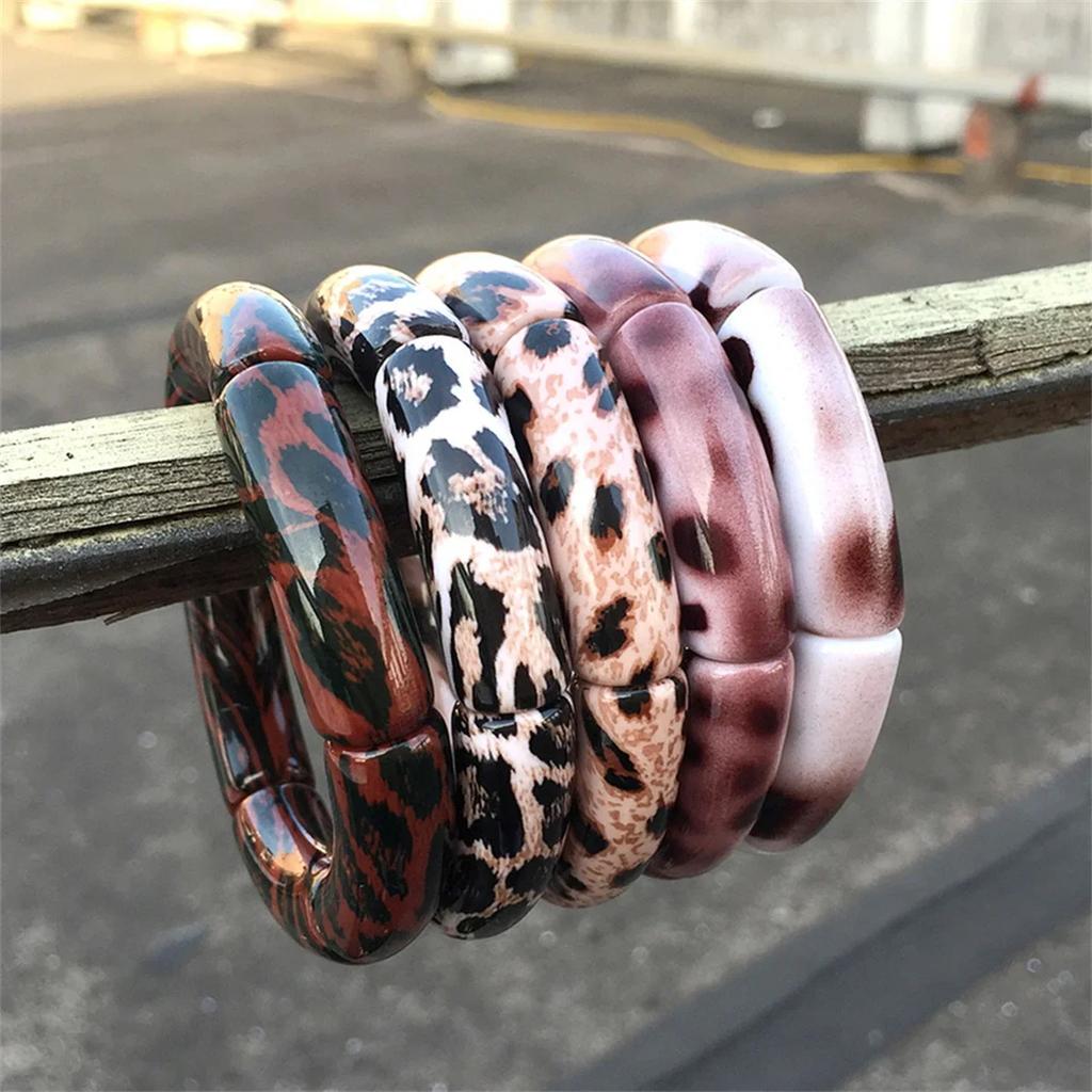 Vintage Dark Series Fun Leopard Series Print Acrylic Stackable Bracelets Women Resin Stretchy Bracelet 2025 Trend Jewelry