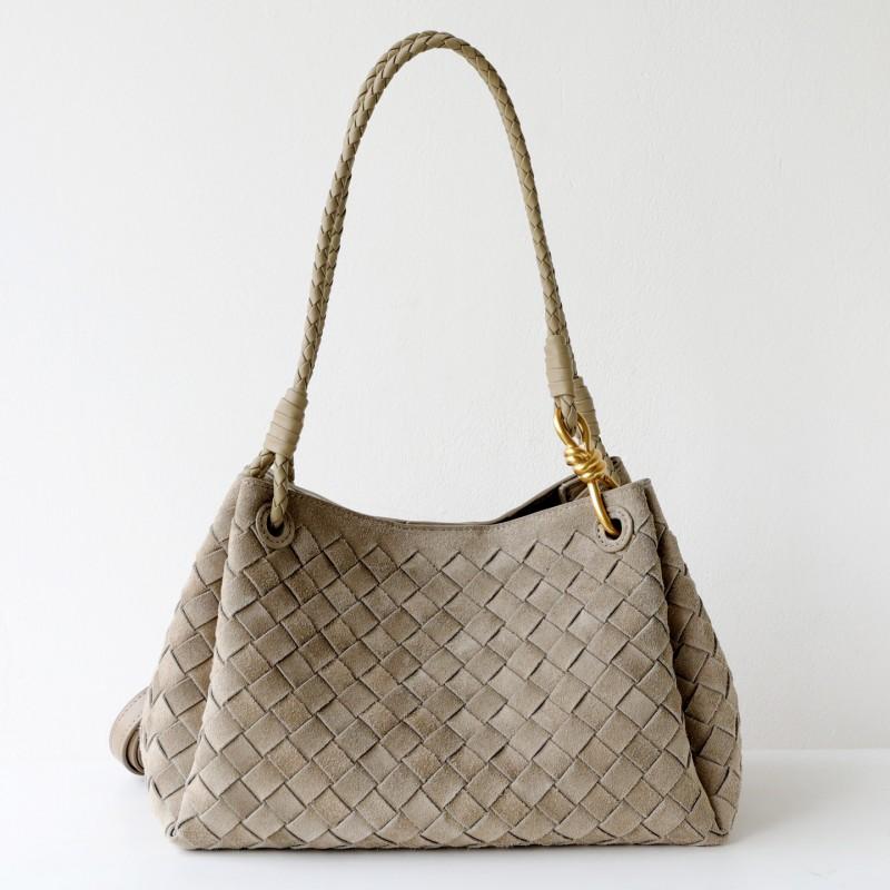 2026 Winter Nubuck Leather Bucket Bag