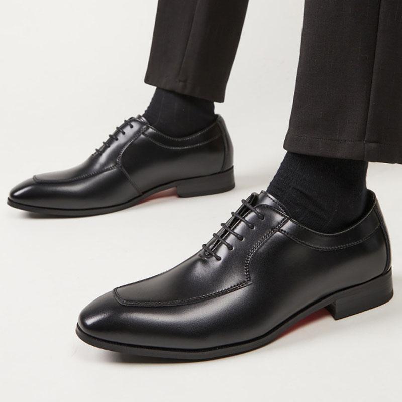 Fashion Britain Gentleman Business Lace Up Casual Oxford Shoes For Men Flats Male Homecoming Wedding Dress Footwear Zapatillas Hombre