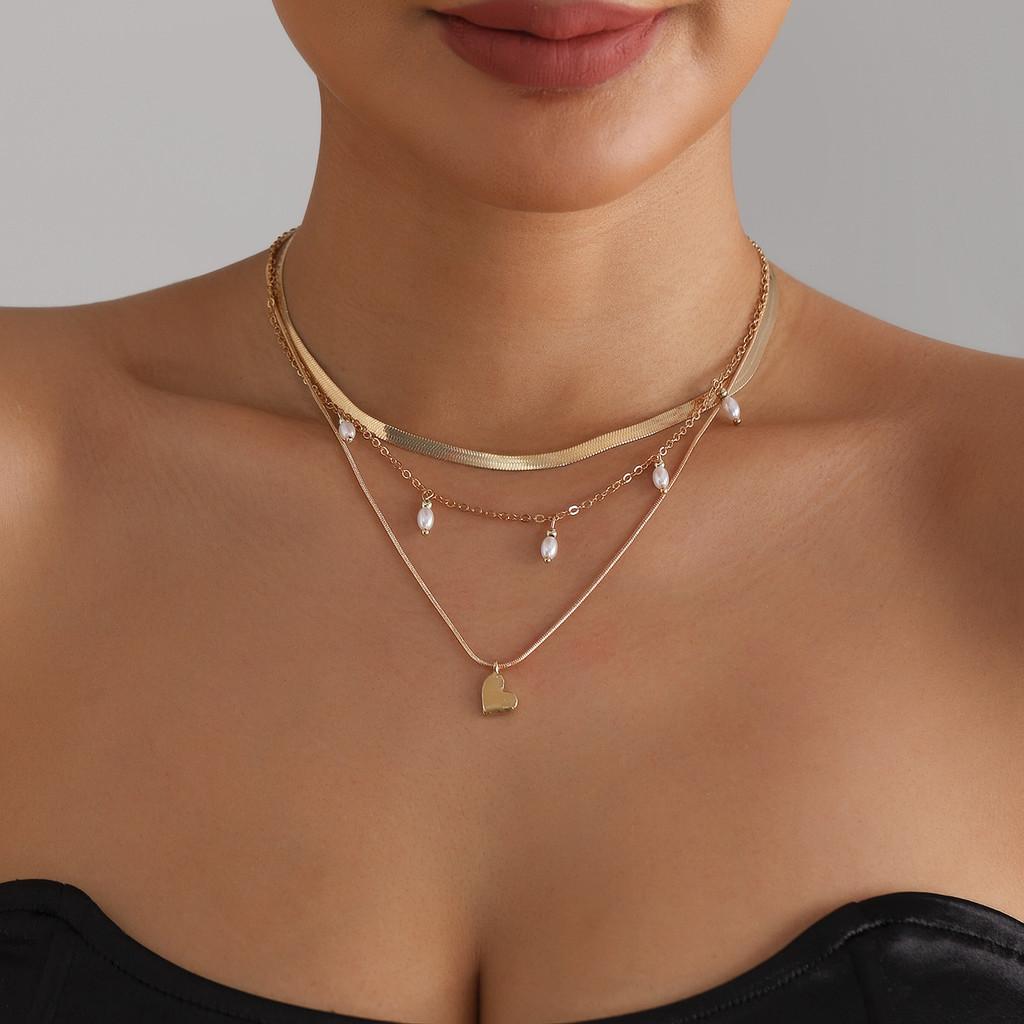 

Heart Pearl Pendant Necklace With Multilayer Snake Chain For Elegant Women зелений