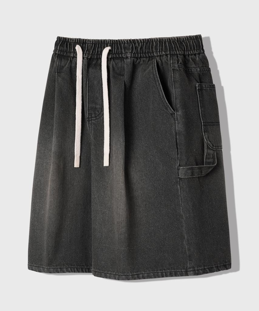 LEMAIN SECOND Bermuda Wide One-Pleat Carpenter Denim Elastic Shorts [Black Denim]