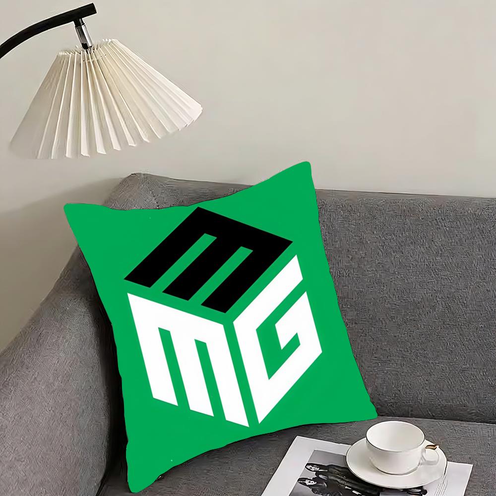 

Trendy brand MMmg Cushion Cover Pillowcase Ultra Soft Skin Friendly Fabric Cloud Like Comfort Concealed Zipper 30x30 cm