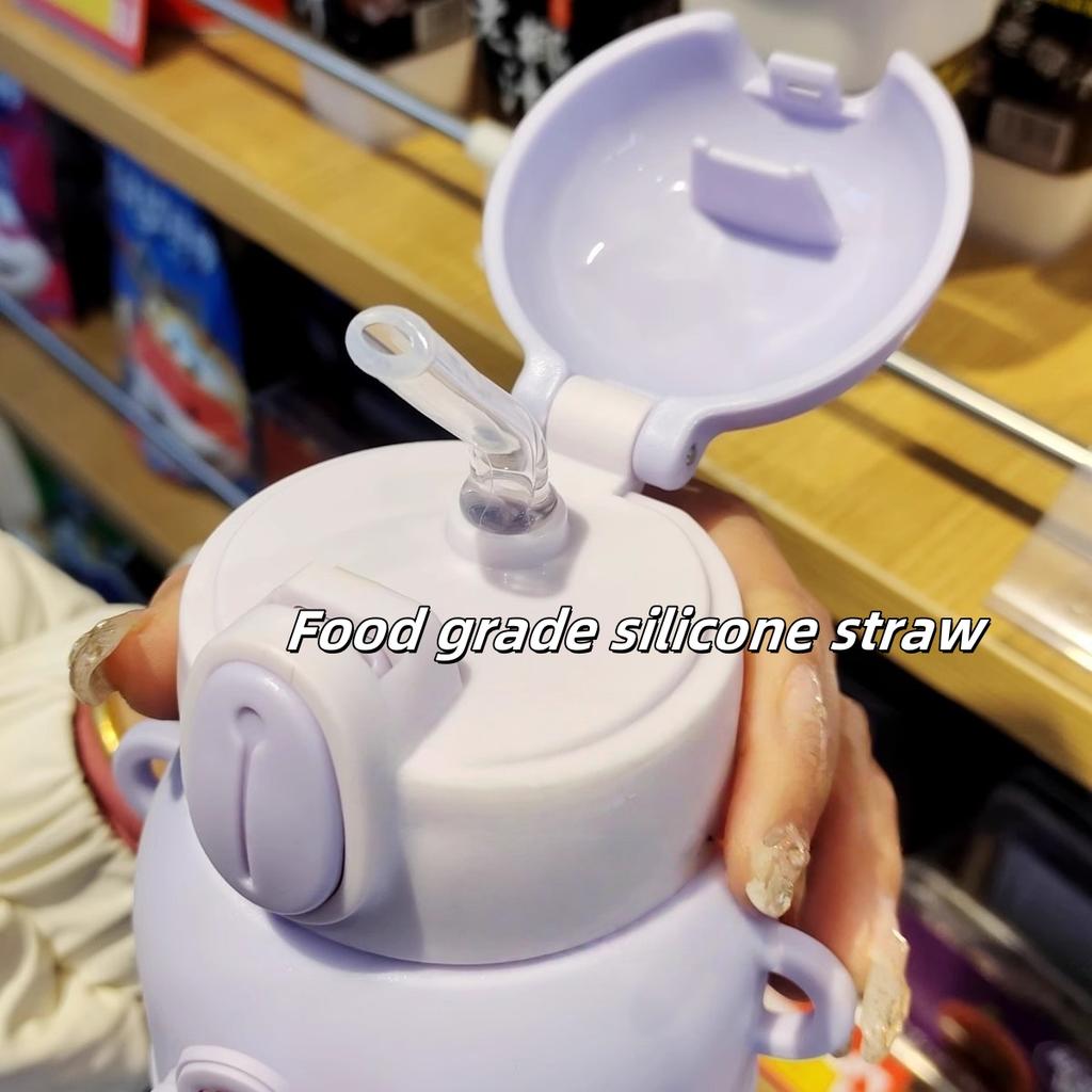 600ml Camping-Wasserflasche für Kinder BPA-frei Ein-Klick-Deckelöffnung Plastikwasserbecher Auslaufsicher Schüler-Trinkbecher Outdoor-Reisen