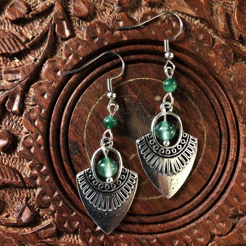 Retro Ethnic Green Aventurine Bead Ancient Silver Shield Dangle Earrings for Women Bohemian Tribal Lucky Jewelry Festival Gift