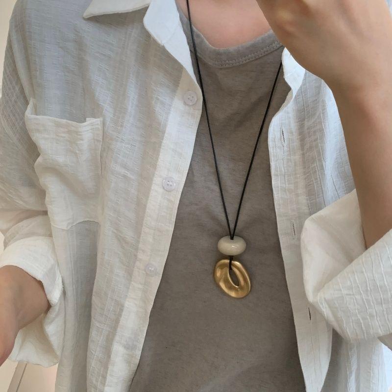 Unique Design Irregular Hollow Matte Color Oval Stone Pendant Necklaces for Women Adjustable Rope Chain Chokers Jewelry