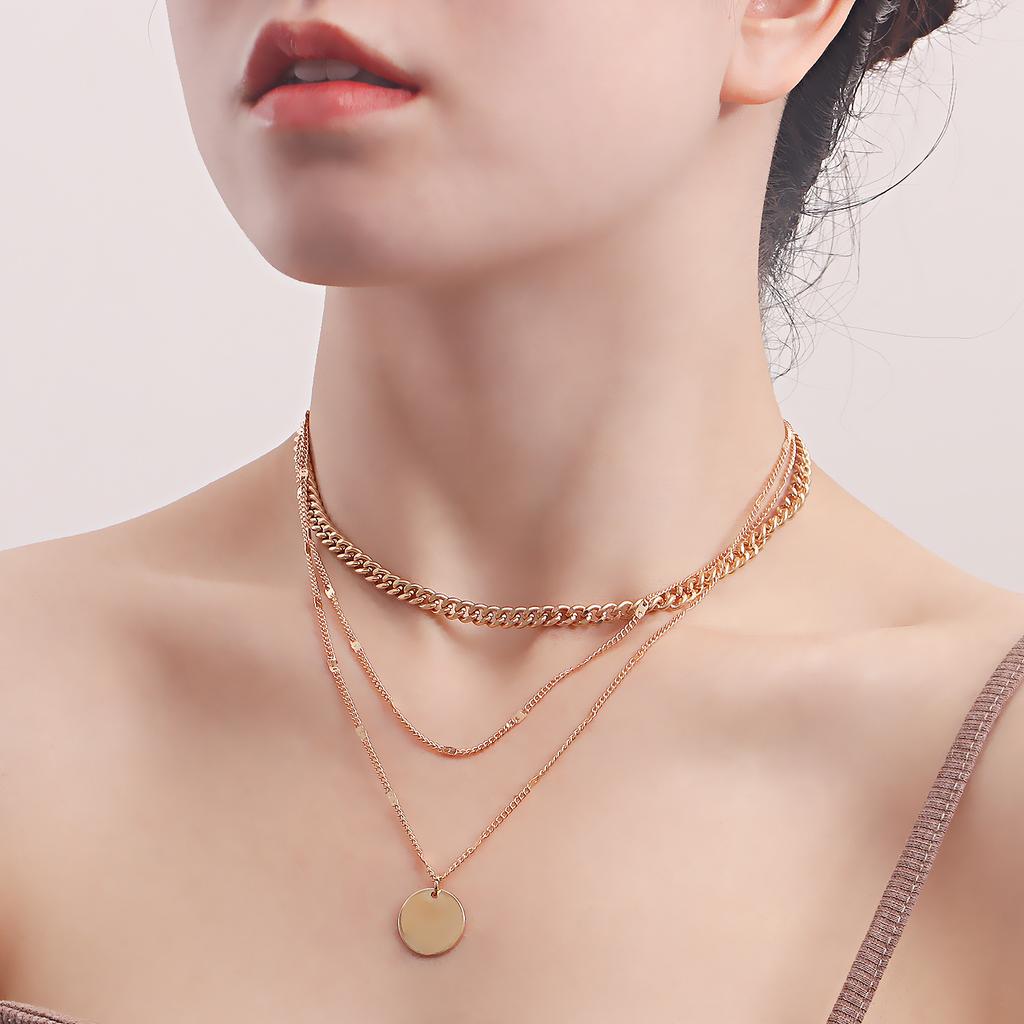 Europe, America, Punk Geometry Disc Pendant Necklace Female Niche Design Sense Light Luxury Choker Wholesale
