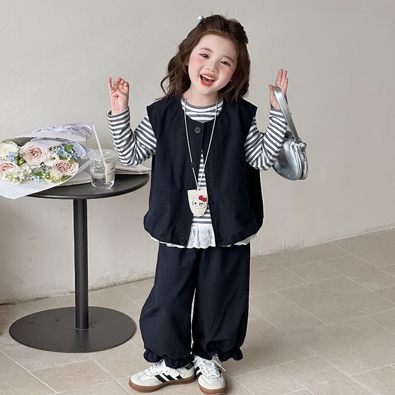 

2025 Girls Spring & Fall Fashionable Overalls-Style Baby Vest 3-Piece Set 120 cm