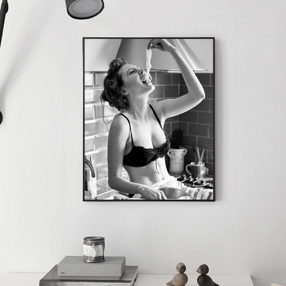 Sexy Woman Portrait Art Canvas Print Naughty Girl Poster Modern Nordic Canvas Art Beauty Wall Picture Painting Home Bar Decor