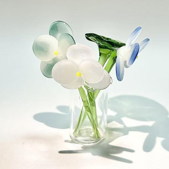 1 Set Glass Flower Bouquet with Vase Hand-Blown Mini Flower Decoration Home Living Room Handmade Simulation Floral Ornament with Stem