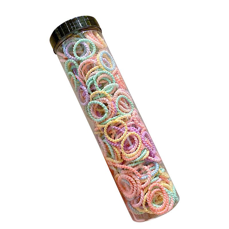 Schonende elastische Haargummis: Perfekt für Baby-Zöpfe und Bonbonfarbene Styles für kleine Mädchen.