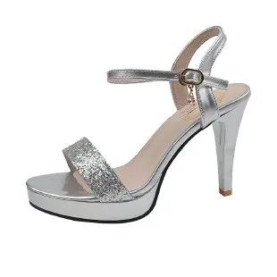Golden Fashion Luxury New Women's Shoes Buckle Heart New Summer Ladies Waterproof Platform Sandals High Quality Women's Shoes