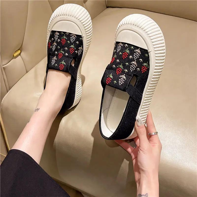 Comfortable and Elegant Canvas Shoes for Women Spring Autumn Designer Luxury Offer Walking Daily Routine Woman Footwear On Sale