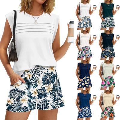 Women's Casual Fashion Crewneck Pleated Hawaiian Print Shorts Set