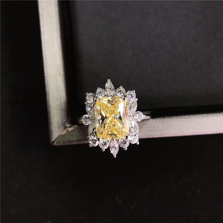 Solid 18k White Gold AU750 Ring 3CT Cushion Light Yellow Diamond Women Wedding Ring Fashion Wedding Jewelry Accessories
