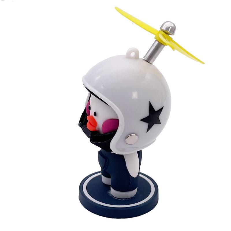 

Сломанный ветер желтая утка со шлемом для мотоцикла, автомобиля, аксессуары, ветрозащитная утка, украшение интерьера автомобиля