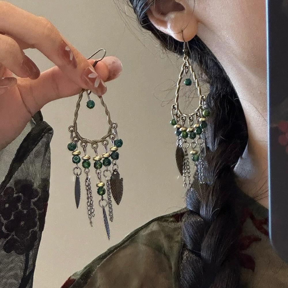 Ohrringe mit Fransen im Ethno-Stil, Urlaubsreisefotografie, Atmosphäre, Ohrhaken, Nische, vielseitige Ohrringe