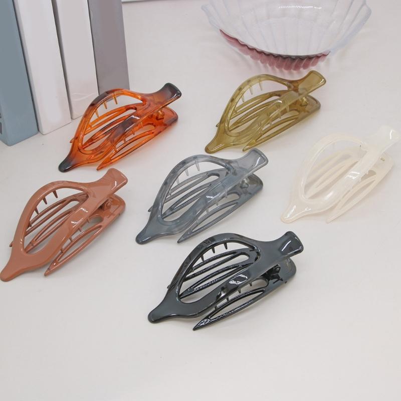Stylish Plastic Resin Hair Claw For Different Hairstyles Lightweight Hair Accessory For Daily Use And Special Event