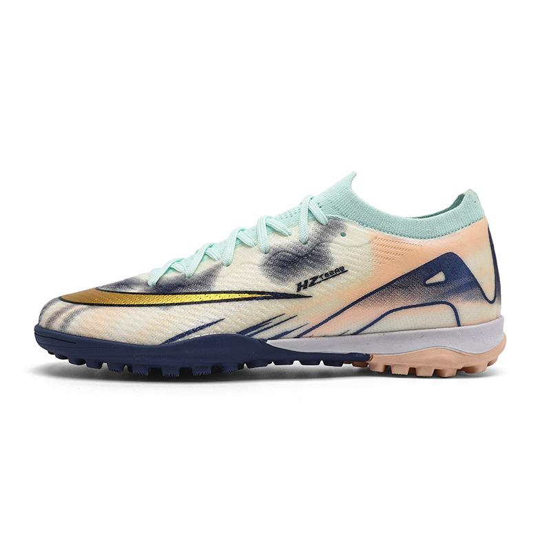 Low-top New Youth Football Shoes, Student Long Nails, Men's and Women's Broken Nails, Competition Training Football Shoes