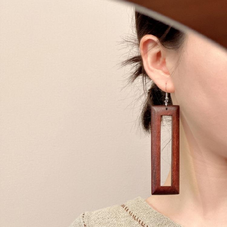 Elegant Wooden Earrings Geometric Design Lightweight And Comfortable Great For Enhancing Fall And Winter Fashion Styles