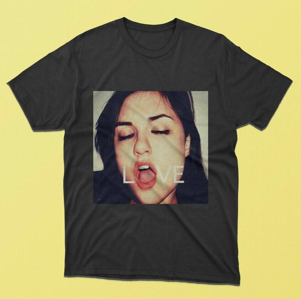 New Sasha Gray Love Mens Tee Shirt Size S5XL Unisex T-Shirt M