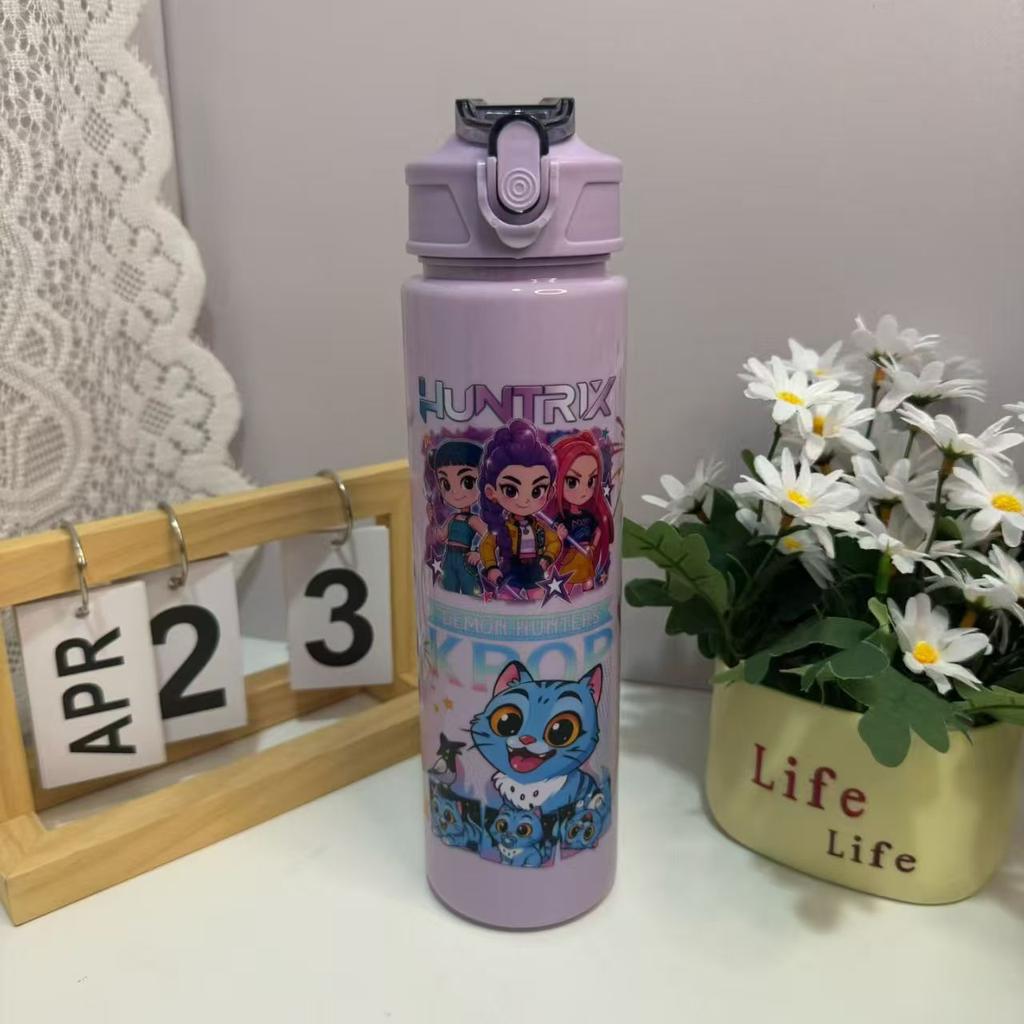 Ragazza Cacciatrice di Streghe Gruppo Musicale Tazza Media Carino Motivo Tazza con Cannuccia Tazza d'Acqua Studente Cinturino a Molla Cartoon Sport Fitness Tazza