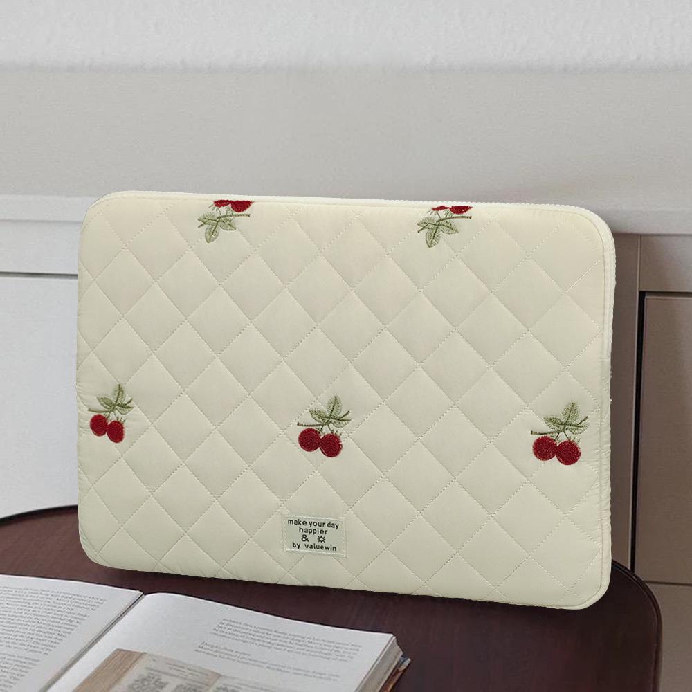 Capa para Laptop e Tablet Estilo Coreano Cereja para Mulheres - Serve para 13,3", 14", 15"