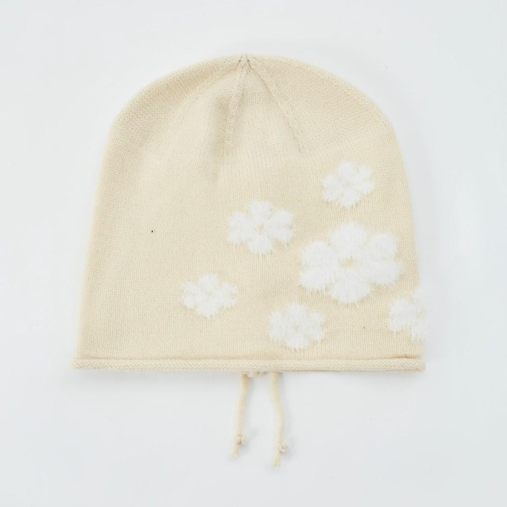 Polyester Slouchy Beanie Hat Floral Jacquard Knit Cozy Skull Cap Fuzzy Knitted Beanie  For Women