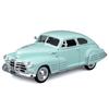 Maisto 1/24 Scale Chevrolet Fleetline Aero Sedan, Light Green, Diecast Model, Finished Model, 32921 GN
