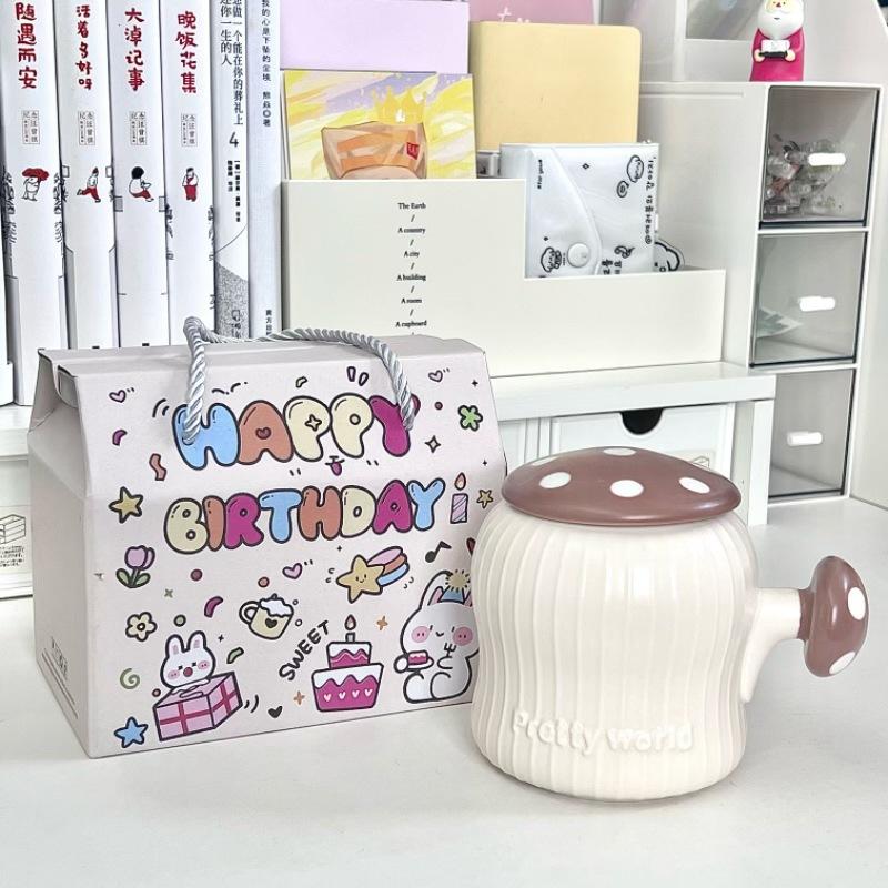 Hochwertige süße Pilztasse mit Deckel Mädchenherz Wasserbecher Keramiktasse mit großem Fassungsvermögen Mädchen Geburtstagsgeschenk