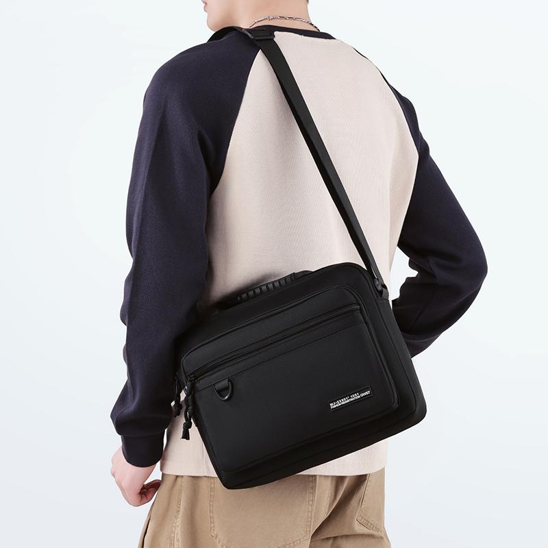 Lightweight Commuter Men's Bag Outdoor Crossbody Bag Large Capacity Business Office Shoulder Bag