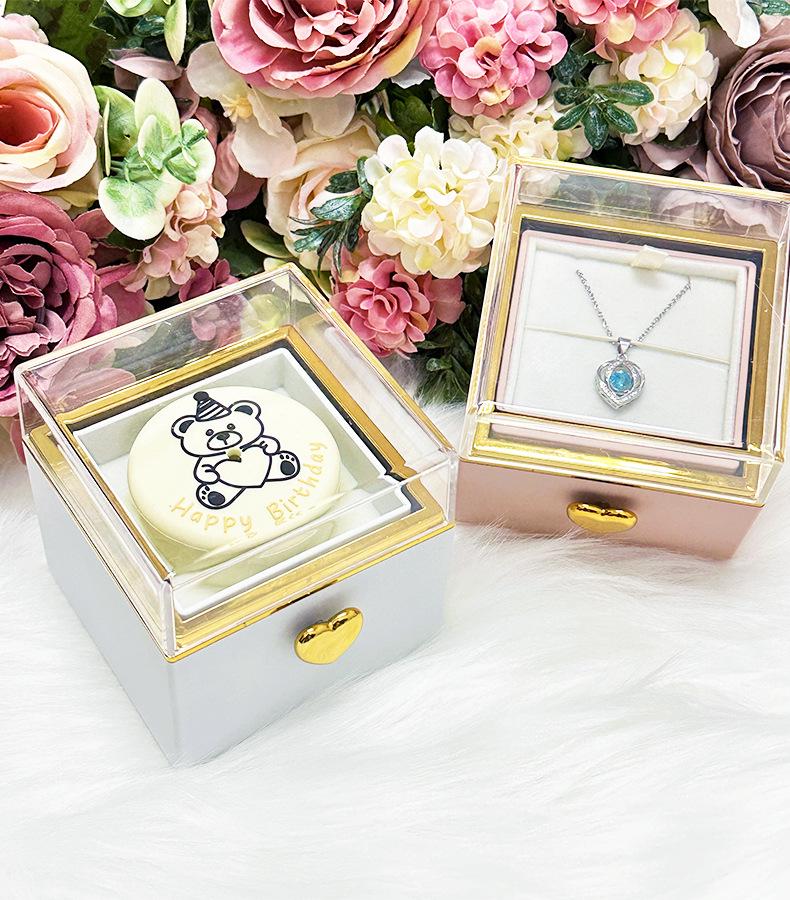 S925 Silver Four-Leaf Clover Necklace In Rotating Surprise Gift Box for Christmas, Valentine's, or Birthday