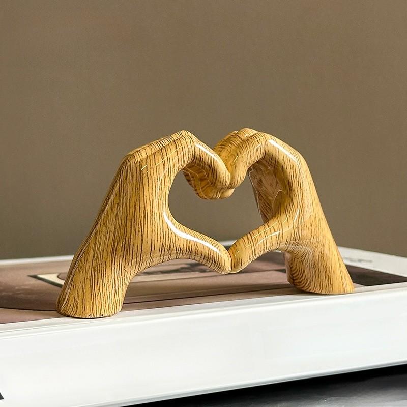 Heart Hand Gesture Sculpture With Resin Material For Wedding And Party Decor
