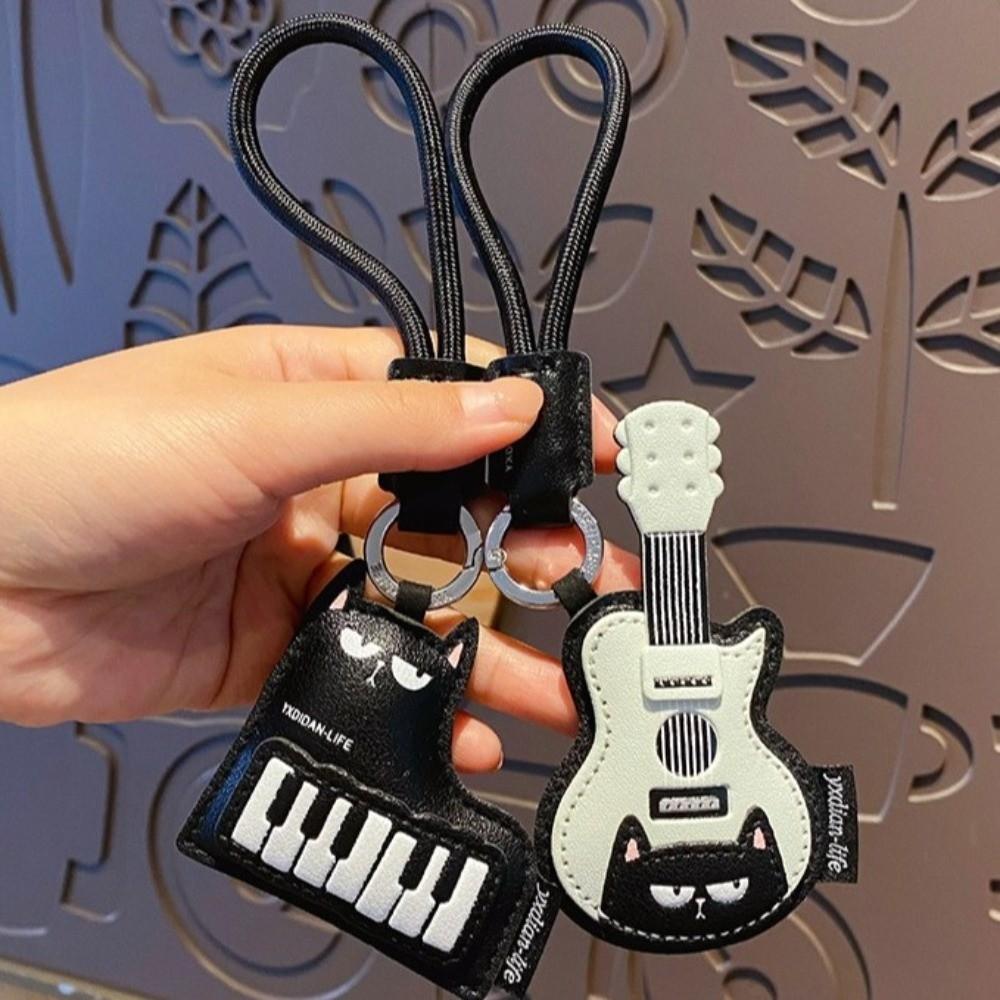 PU Leather Cartoon Violin Keychain with Carabiner Piano Cat Keyring Cat Keychain Music Lovers Gift
