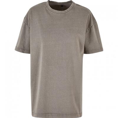 Camiseta feminina grande com lavagem ácida